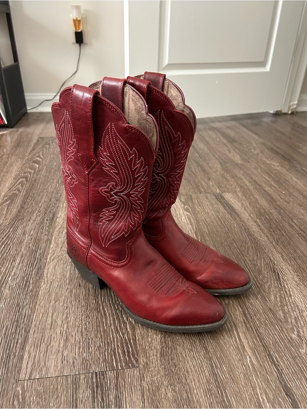 Ariat Women's Red Cowboy Boots 9.5
